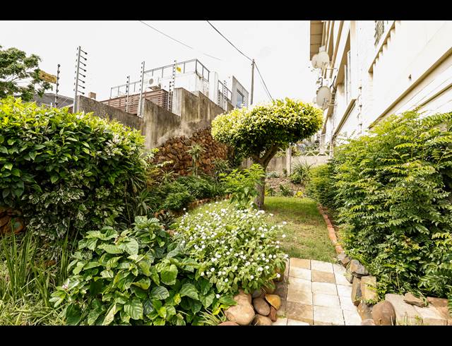 1.5 BEDROOM APARTMENT FOR SALE IN MORNINGSIDE